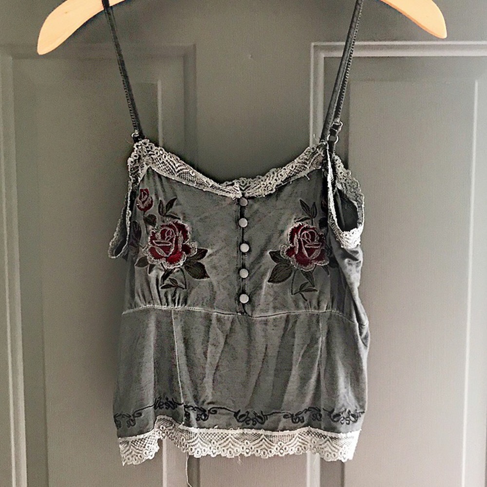 Gray Rose Crop Top